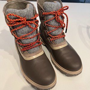Sorel Lenoxx street winter waterproof boots